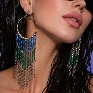 Nostalgia Earrings 5”